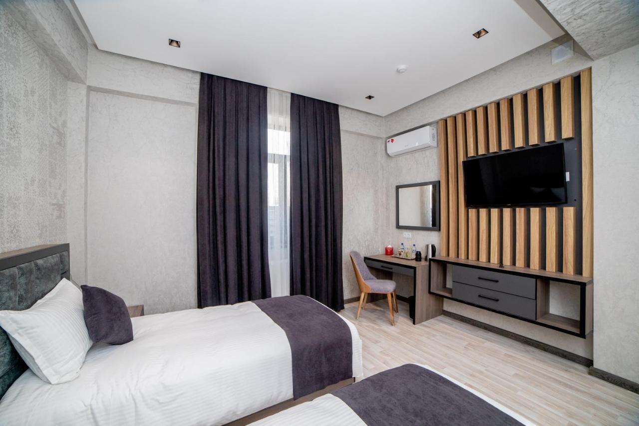 Hotel New York Ташкент Екстер'єр фото